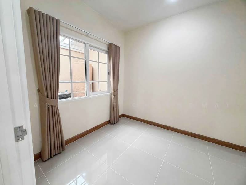 ทาวนเฮาสใหเชา – ใกลมโชคพลาซา เพยง 5 นาท คาเชา 22,000 บาท / เดอน รหสทรพย : No.5H677, เชียงใหม่, สันผีเสื้อ, เมืองเชียงใหม่, เชียงใหม่, 100 ตร.ม., ทาวน์เฮ้าส์ ให้เช่า, โดย Baandeedee Chiangmai, 500460669 - DDproperty.com