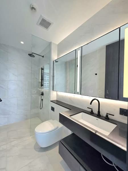 Tait Sathorn 12, Bangkok, Soi Sathorn 12, Sathorn Road, Silom, Bang Rak, Bangkok, 2 Bedrooms, 92 sqm, Condo For Sale, by Chomratkamol Soontorntarawong (Gor), 500460703 - DDproperty.com