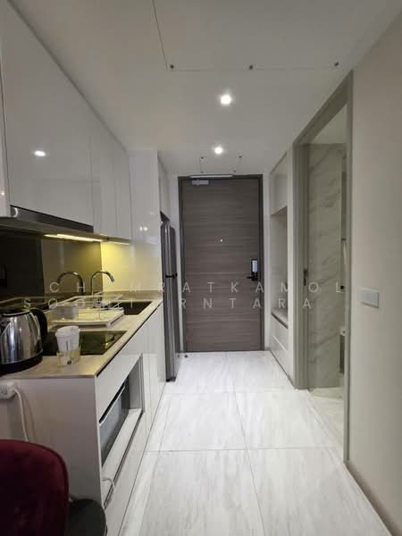 Fynn Asoke, Bangkok, 28 Sukhumvit 10 Alley, Khlong Toei, Bangkok, 1 Bedroom, 41 sqm, Condo For Rent, by Chomratkamol Soontorntarawong (Gor), 500460753 - DDproperty.com