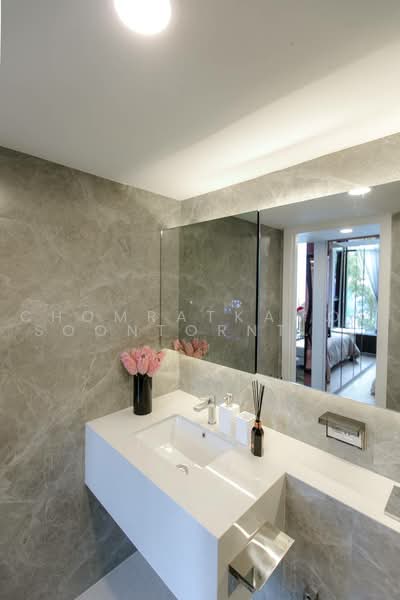 SOHO Bangkok Ratchada, Bangkok, 74 Pracha Rat Bamphen Rd, Huai Khwang, Bangkok, 1 Bedroom, 35 sqm, Condo For Sale, by Chomratkamol Soontorntarawong (Gor), 500460758 - DDproperty.com