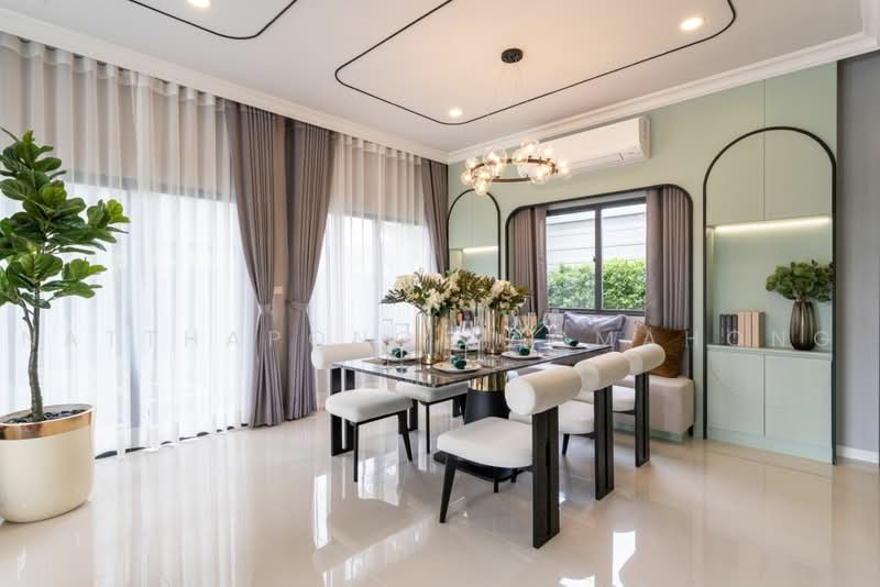 Grand Britania Rama 9-Krungthep Kreetha : แกรนด์ บริทาเนีย พระราม 9-กรุงเทพกรีฑา, Bangkok, ถนนพัฒนาชนบท 3, Khlong Song Ton Nun, Lat Krabang, Bangkok, 4 Bedrooms, 185 sqm, Single Detached House For Sale, by Natthapong Laomahong, 500460808 - DDproperty.com