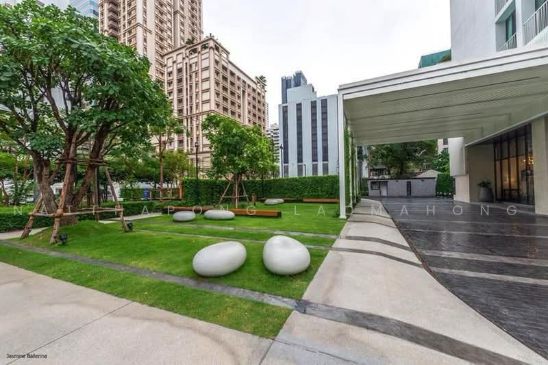 Noble Recole, Bangkok, 77 Soi Sukhumvit 19 Sukhumvit Road, Khlongtoei Nua, Watthana, Bangkok, 2 Bedrooms, 64 sqm, Condo For Rent, by Natthapong Laomahong, 500460814 - DDproperty.com