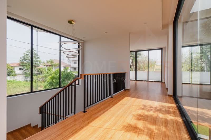 EDEN Srinakarin Suan Luang, Bangkok, 62 Chaloem Phra Kiat Rama IX Soi 62, Dok Mai, Prawet, Bangkok, 4 Bedrooms, 416 sqm, Single Detached House For Sale, by Kay Tippayanet, 500460841 - DDproperty.com