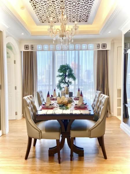 Park Origin Phrom Phong (Park 24), Bangkok, 68 Soi Sukhumvit 24, Khong Tan, Khlong Toei, Bangkok, 2 Bedrooms, 96 sqm, Condo For Sale, by Chomratkamol Soontorntarawong (Gor), 500460855 - DDproperty.com