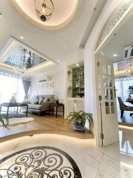 Park Origin Phrom Phong (Park 24), Bangkok, 68 Soi Sukhumvit 24, Khong Tan, Khlong Toei, Bangkok, 2 Bedrooms, 96 sqm, Condo For Sale, by Chomratkamol Soontorntarawong (Gor), 500460855 - DDproperty.com