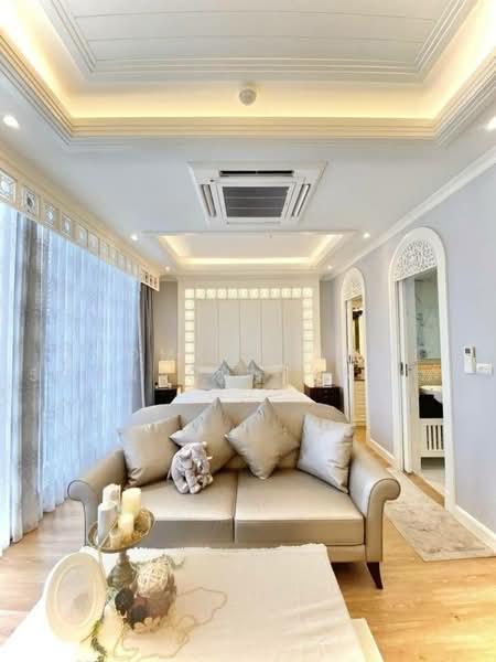 Park Origin Phrom Phong (Park 24), Bangkok, 68 Soi Sukhumvit 24, Khong Tan, Khlong Toei, Bangkok, 2 Bedrooms, 96 sqm, Condo For Sale, by Chomratkamol Soontorntarawong (Gor), 500460855 - DDproperty.com