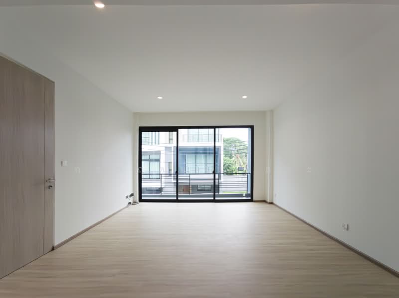 Nirvana DEFINE Krungthep Kreetha, Bangkok, Srinakarin-Romklao Road, Hua Mak, Bang Kapi, Bangkok, 4 Bedrooms, 203 sqm, Townhouse For Sale, by กรกฤตย์ บุญสระ, 500460871 - DDproperty.com