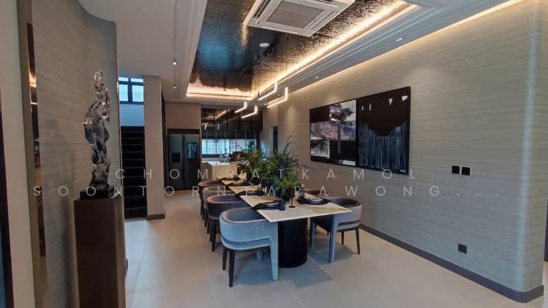 Grand Bangkok Boulevard Rama 9-Krungthepkreetha, Bangkok, Srinakarin-Romklao Road, Saphan Sung, Bangkok, 5 Bedrooms, 593 sqm, Single Detached House For Sale, by Chomratkamol Soontorntarawong (Gor), 500460890 - DDproperty.com