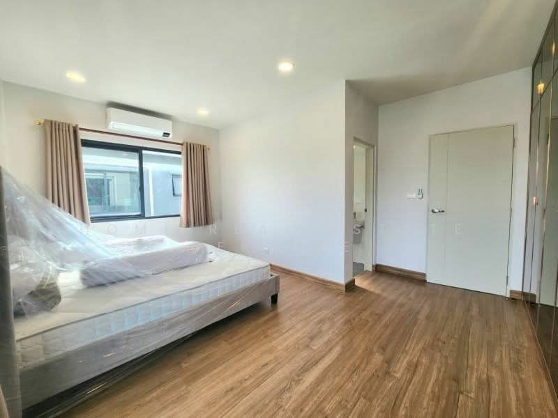Centro Bangna, Samut Prakan, 111 Soi 3, Bang Kaeo, Bang Plee, Samut Prakan, 4 Bedrooms, 209 sqm, Single Detached House For Sale, by HOME Real Estate Service, 500460897 - DDproperty.com