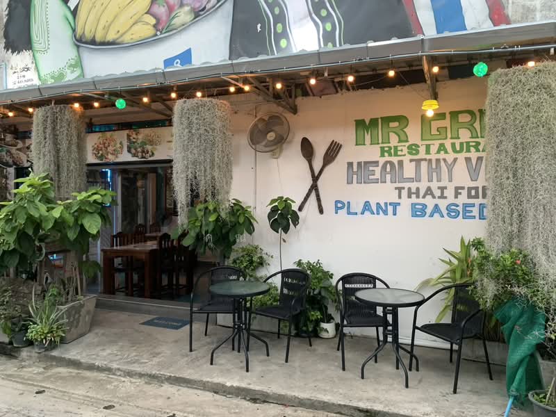 เซ้งกิจการร้านอาหาร พร้อม Rooftop Bar 3 ชั้น ย่านเมืองเก่าเชียงใหม่ ทำเลทอง ใกล้ประตูท่าแพ, เชียงใหม่, ศรีภูมิ, เมืองเชียงใหม่, เชียงใหม่, 32 ตร.ม., พื้นที่ขายของ ขาย, โดย คุณแก้ว, 500460956 - DDproperty.com