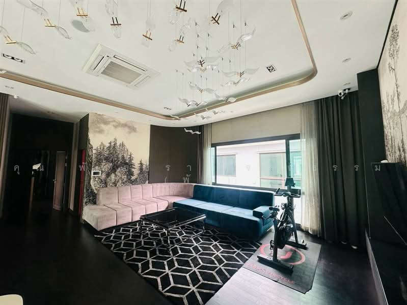 Grand Bangkok Boulevard Bangna-Onnut : แกรนด์ บางกอก บูเลอวาร์ด บางนา - อ่อนนุช, กรุงเทพ, ถนน สุขาภิบาล 2, ดอกไม้, ประเวศ, กรุงเทพ, 573 ตร.ม., บ้านเดี่ยว ขาย, โดย คุณ พัทธ์ธีรา เจริญธรรม (พัท), 500460971 - DDproperty.com