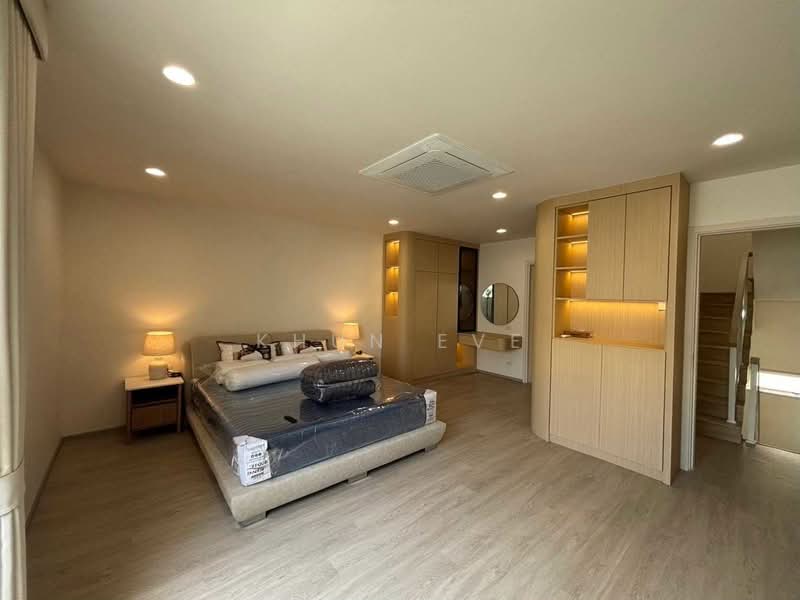 Nue Verse Krungthep Kreetha, Bangkok, Srinakarin - Romklao Road, Saphan Sung, Bangkok, 3 Bedrooms, 202 sqm, Townhouse For Rent, by Khun EVE, 500460992 - DDproperty.com