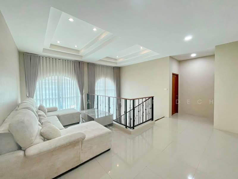 Baan Suan Neramit Watcharapol-Permsin, Bangkok, Permsin Road, Khlong Tanon, Sai Mai, Bangkok, 5 Bedrooms, 320 sqm, Single Detached House For Rent, by Noppawan Ruangdech, 500461016 - DDproperty.com