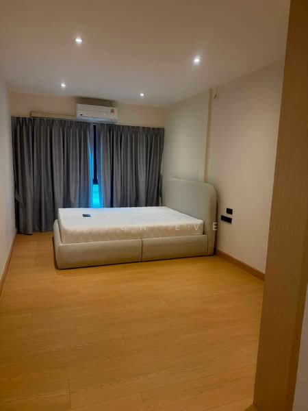 House for Rent in Sukhumvit 48 Phra Khanong Beautiful Fully Furnished (SPSEVE2172), Bangkok, สุขุมวิท, Phra Kanong, Khlong Toei, Bangkok, 3 Bedrooms, 150 sqm, Townhouse For Rent, by Khun EVE, 500461037 - DDproperty.com