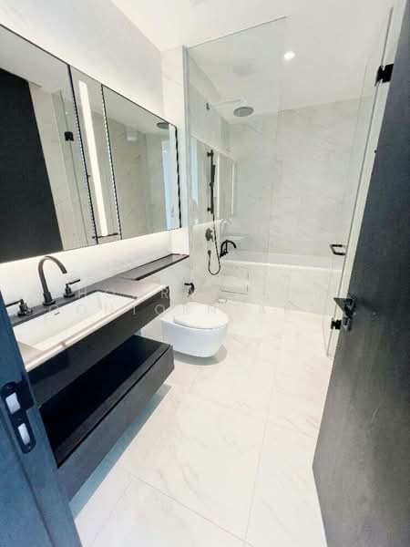 Tait Sathorn 12, Bangkok, Soi Sathorn 12, Sathorn Road, Silom, Bang Rak, Bangkok, 1 Bedroom, 52 sqm, Condo For Sale, by Chomratkamol Soontorntarawong (Gor), 500461046 - DDproperty.com