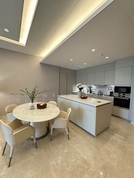 The Residences at Sindhorn Kempinski : เดอะ เรสซิเดนซ์ แอท สินธร เคมปินสกี้, กรุงเทพ, 88 ซอยต้นสน ถนน สารสิน, ลุมพินี, ปทุมวัน, กรุงเทพ, 139 ตร.ม., คอนโด ขาย, โดย Chomratkamol Soontorntarawong (Gor), 500461082 - DDproperty.com