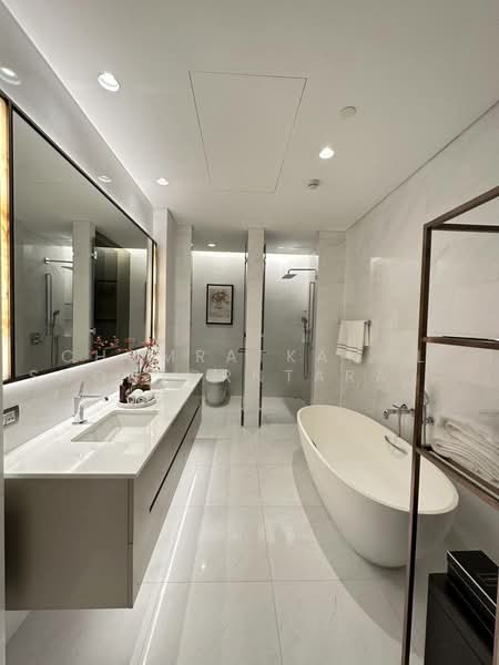 The Residences at Sindhorn Kempinski : เดอะ เรสซิเดนซ์ แอท สินธร เคมปินสกี้, กรุงเทพ, 88 ซอยต้นสน ถนน สารสิน, ลุมพินี, ปทุมวัน, กรุงเทพ, 139 ตร.ม., คอนโด ขาย, โดย Chomratkamol Soontorntarawong (Gor), 500461082 - DDproperty.com