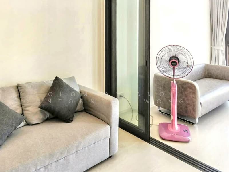 Mazarine Ratchayothin, Bangkok, Soi Phahonyothin 30, Phahonyothin Road, Chan Kasem, Chatuchak, Bangkok, 1 Bedroom, 43 sqm, Condo For Sale, by Chomratkamol Soontorntarawong (Gor), 500461102 - DDproperty.com