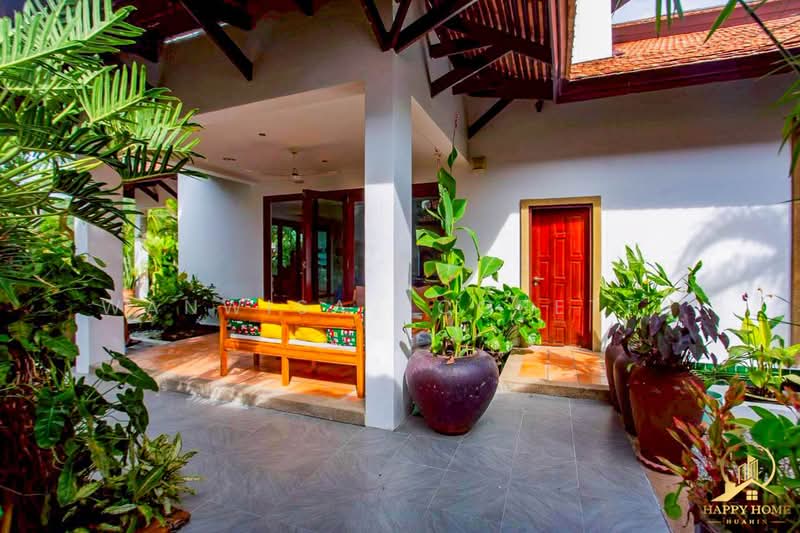 Palm Hill Golf Course, Phetchaburi, Cha-am, Cha-Am, Phetchaburi, 4 Bedrooms, 375 sqm, Villa For Sale, by Wanwisa Scopetta, 500461104 - DDproperty.com