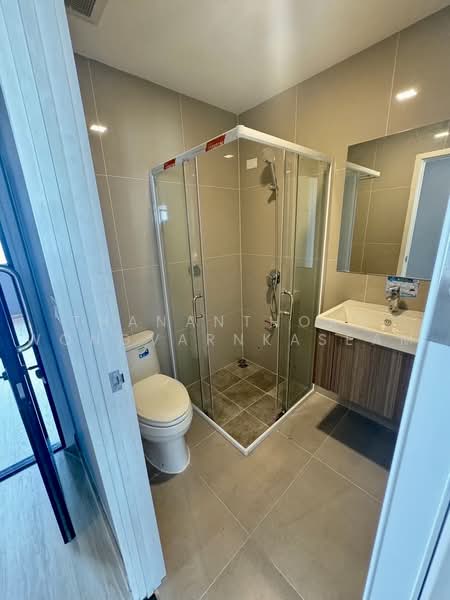 Patio Watcharapol-Ramindra, Bangkok, Watcharapol Road, Tha Rang, Bang Khen, Bangkok, 4 Bedrooms, 22 sqm, Townhouse For Rent, by Thananthorn Wongvarnkaseam, 500461117 - DDproperty.com