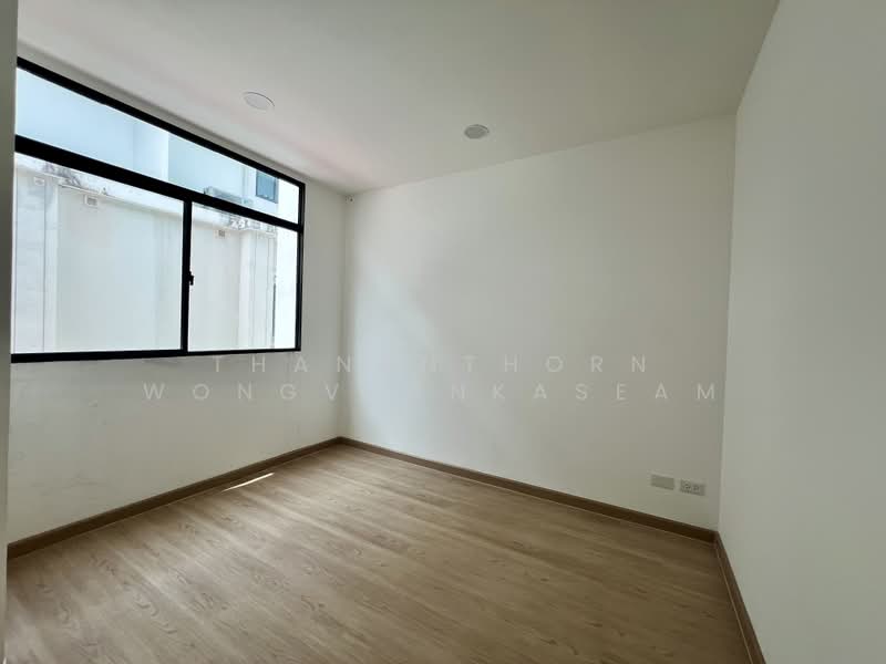 Patio Watcharapol-Ramindra, Bangkok, Watcharapol Road, Tha Rang, Bang Khen, Bangkok, 4 Bedrooms, 22 sqm, Townhouse For Rent, by Thananthorn Wongvarnkaseam, 500461117 - DDproperty.com