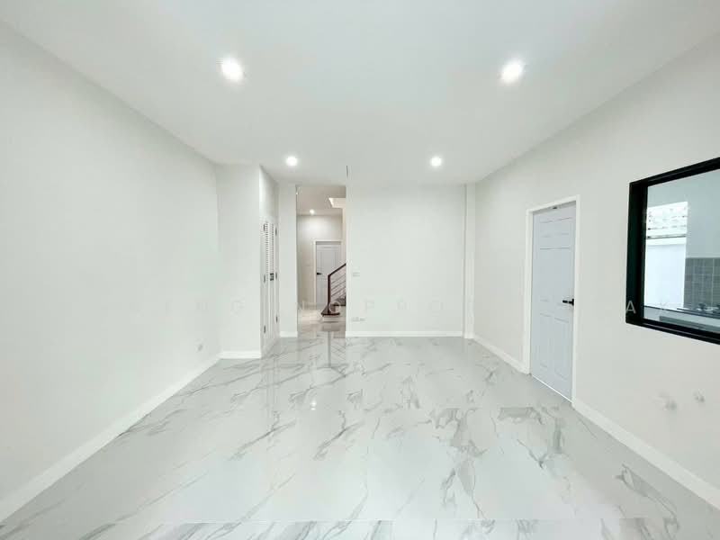 ณุศาศิริ พระราม 2 (Nusasiri City Rama 2), สมุทรสาคร, Rama 2 km 15, บางน้ำจืด, เมืองสมุทรสาคร, สมุทรสาคร, 300 ตร.ม., บ้านเดี่ยว ขาย, โดย Kanueng Noppornpitak, 500461119 - DDproperty.com