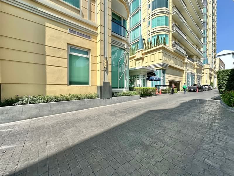 Royce Private Residences, Bangkok, 61 Soi Sukhumvit 31, Khlongtoei Nua, Watthana, Bangkok, 3 Bedrooms, 143 sqm, Condo For Sale, by Bangkok Residential, 500461127 - DDproperty.com