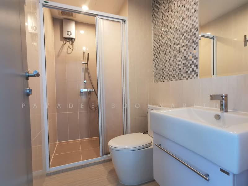 Life Ratchadapisek, Bangkok, 279 Ratchadapisaek Road, Huai Khwang, Bangkok, 2 Bedrooms, 56 sqm, Condo For Sale, by Pavadee Boonyarith, 500461161 - DDproperty.com