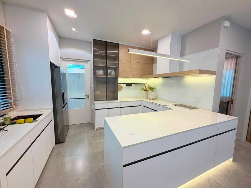 Mantana Bangna Km.15, Samut Prakan, 456 Bangna-Trad Road Km.15, Bang Chalong, Bang Plee, Samut Prakan, 4 Bedrooms, 240 sqm, Single Detached House For Rent, by Khun EVE, 500461179 - DDproperty.com