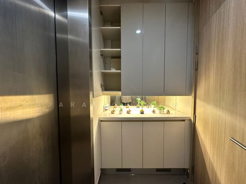 Noble Ploenchit, Bangkok, 1035 Ploenchit Road, Lumphini, Pathum Wan, Bangkok, 1 Bedroom, 53 sqm, Condo For Rent, by Banjarat Thanomchat, 500461215 - DDproperty.com