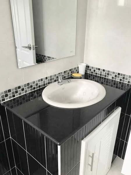 A house for rent near Charoen Charoen Market, Chiang Mai Rental Price: 17,500 THB / month No.13H664, Chiang Mai, San Ton Pao, San Kamphaeng, Chiang Mai, 2 Bedrooms, 110 sqm, Single Detached House For Rent, by Baandeedee Chiangmai, 500461220 - DDproperty.com
