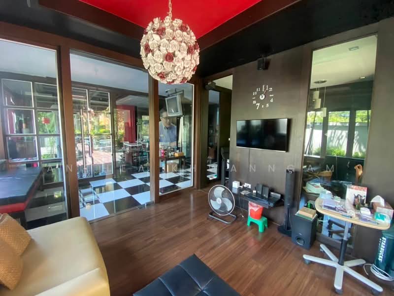 Baan Pattanakarn, Bangkok, Soi Phatthanakan 30, Suan Luang, Bangkok, 5 Bedrooms, 500 sqm, Single Detached House For Sale, by Anthea Khwanngam, 500461231 - DDproperty.com