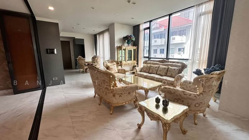 The Monument Thonglor, Bangkok, 998 Thonglor Road, Khlong Tan Nua, Watthana, Bangkok, 2 Bedrooms, 125 sqm, Condo For Rent, by Banjarat Thanomchat, 500461234 - DDproperty.com