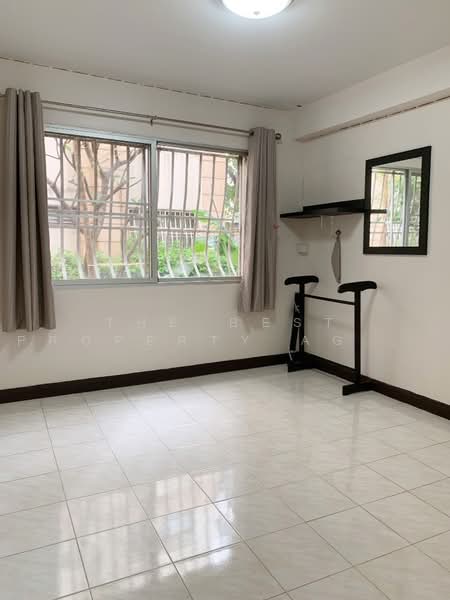 Century Park, Bangkok, 49 22 Vibhavadi-Rangsit Road, Jom Phon, Chatuchak, Bangkok, 2 Bedrooms, 49 sqm, Condo For Sale, by The Best Property Agent ภัทร, 500461238 - DDproperty.com