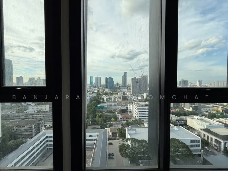 XT Ekkamai, Bangkok, 259 Soi Sukhumvit 63, Khlong Tan Nua, Watthana, Bangkok, 1 Bedroom, 30 sqm, Condo For Rent, by Banjarat Thanomchat, 500461252 - DDproperty.com