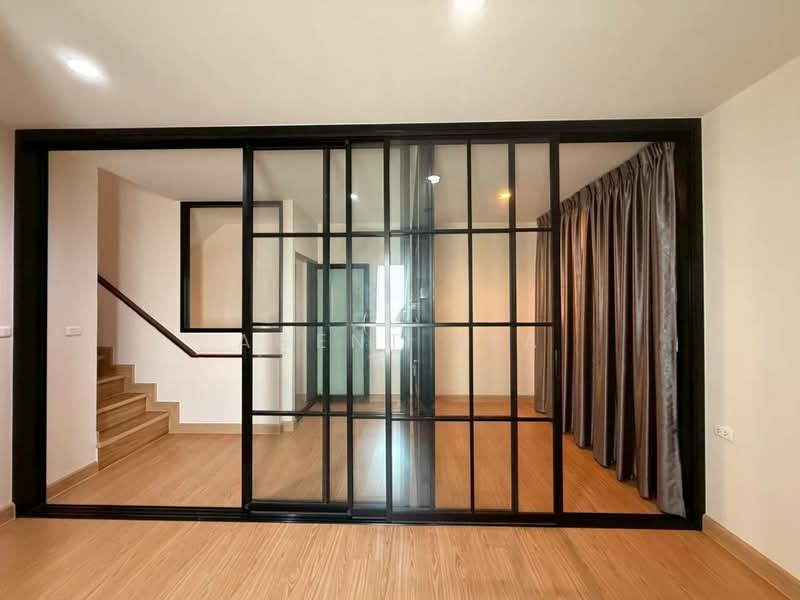 iField Bangna, Bangkok, Kanchanaphisek Road, Dok Mai, Prawet, Bangkok, 3 Bedrooms, 300 sqm, Townhouse For Rent, by Agent Pla, 500461273 - DDproperty.com