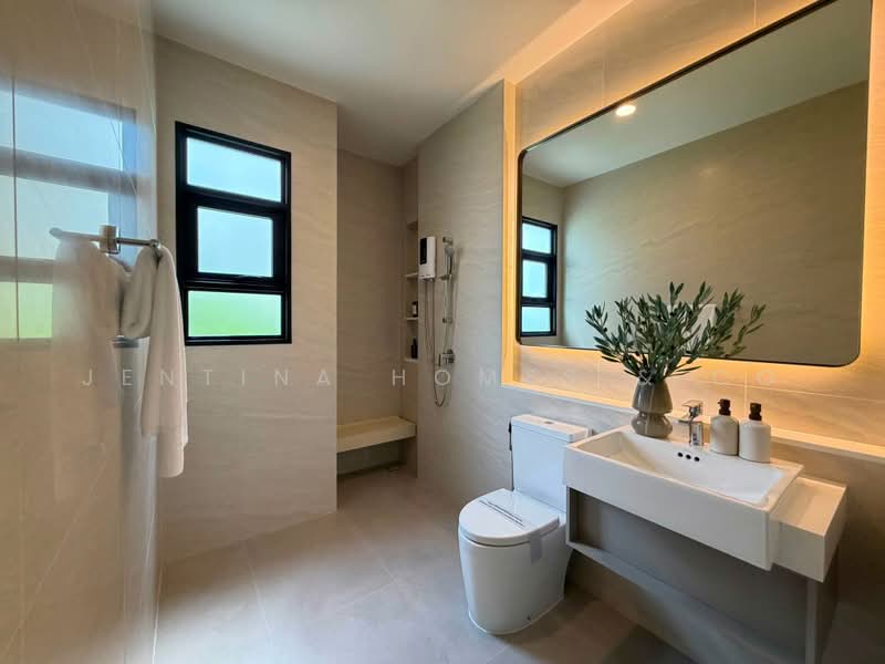 Narinsiri Krungthep Kreetha, Bangkok, Saphan Sung, Bangkok, 5 Bedrooms, 430 sqm, Single Detached House For Rent, by Jentina Homes & Co, 500461284 - DDproperty.com