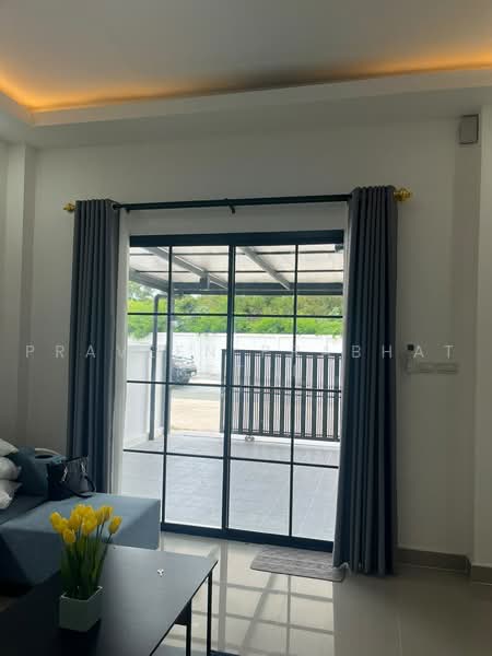 Rattanakorn Village 18, Chon Buri (Pattaya), Na Kloe, Bang Lamung (Pattaya), Chon Buri (Pattaya), 3 Bedrooms, 160 sqm, Villa For Rent, by Praveen Peter, 500461312 - DDproperty.com