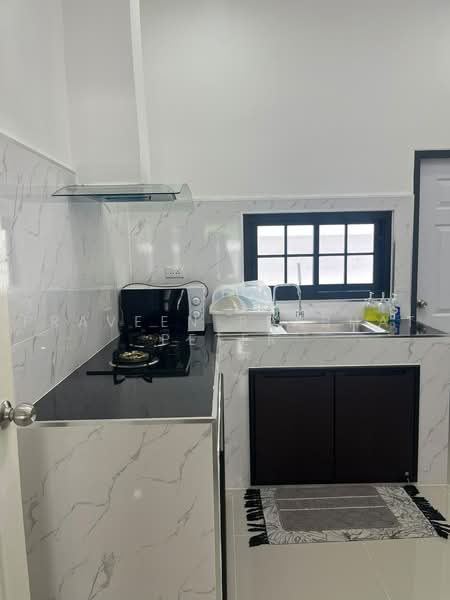 Rattanakorn Village 18, Chon Buri (Pattaya), Na Kloe, Bang Lamung (Pattaya), Chon Buri (Pattaya), 3 Bedrooms, 160 sqm, Villa For Rent, by Praveen Peter, 500461312 - DDproperty.com