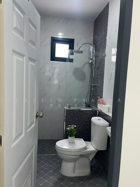 Rattanakorn Village 18, Chon Buri (Pattaya), Na Kloe, Bang Lamung (Pattaya), Chon Buri (Pattaya), 3 Bedrooms, 160 sqm, Villa For Rent, by Praveen Peter, 500461312 - DDproperty.com