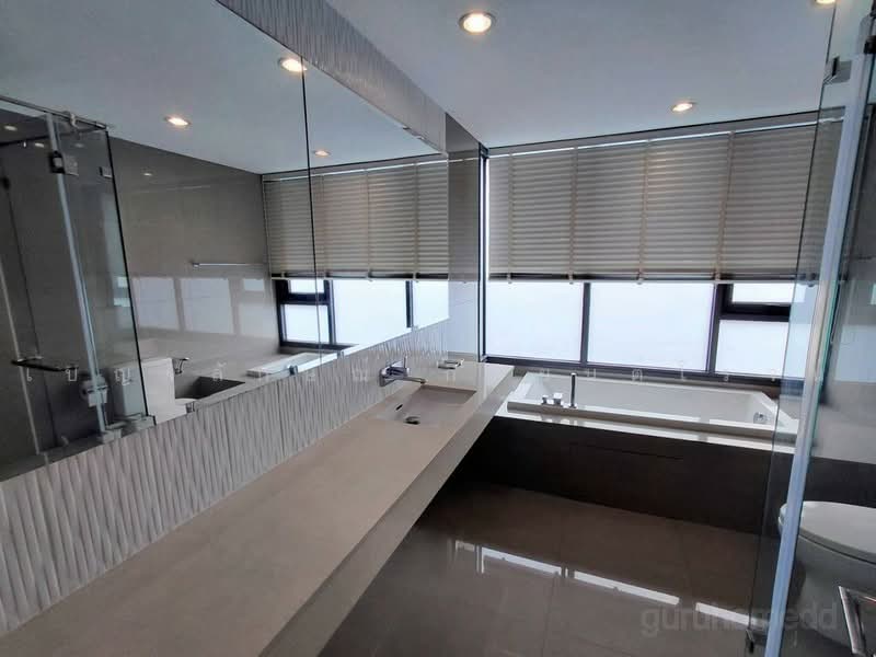 Rhythm Sukhumvit 42, Bangkok, Soi Sukhumvit 42, Sukhumvit Road, Phra Kanong, Khlong Toei, Bangkok, 2 Bedrooms, 78 sqm, Condo For Rent, by เบญจลักษณ์ กิติยนต์โรจน์, 500461328 - DDproperty.com