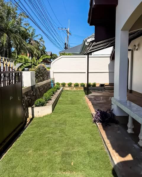 3 Bedroom House for Sale Near Mabprachan Lake Pattaya, Chon Buri (Pattaya), Bang Lamung, Bang Lamung (Pattaya), Chon Buri (Pattaya), 3 Bedrooms, 214 sqm, Single Detached House For Sale, by PLC real estate, 500461371 - DDproperty.com