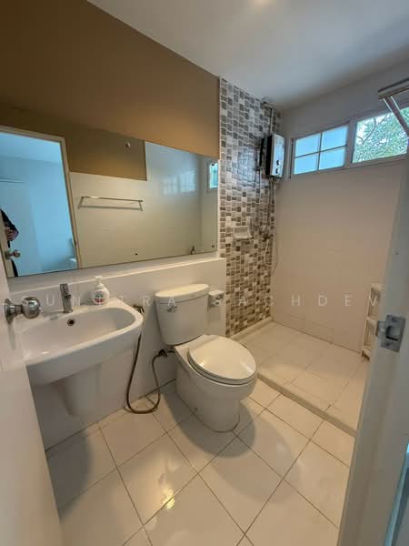 Indy Bangna km.7(1), Samut Prakan, Bangna-Trad Road, Bang Kaeo, Bang Plee, Samut Prakan, 2 Bedrooms, 90 sqm, Townhouse For Rent, by Sunitra Sachdev, 500461400 - DDproperty.com