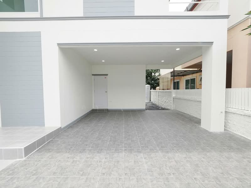 ม.ฉตรหลวง 11, Pathum Thani, ซอยวัดไก่เตี้ย-สามโคก, Sam Khok, Pathum Thani, 3 Bedrooms, 350 sqm, Single Detached House For Sale, by wipa รุ่งธุระ, 500461428 - DDproperty.com