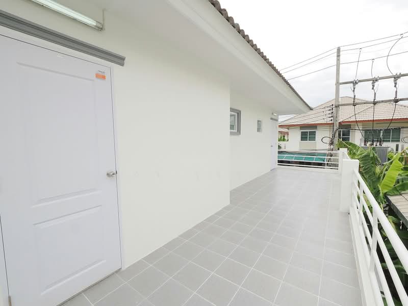 ม.ฉตรหลวง 11, Pathum Thani, ซอยวัดไก่เตี้ย-สามโคก, Sam Khok, Pathum Thani, 3 Bedrooms, 350 sqm, Single Detached House For Sale, by wipa รุ่งธุระ, 500461428 - DDproperty.com