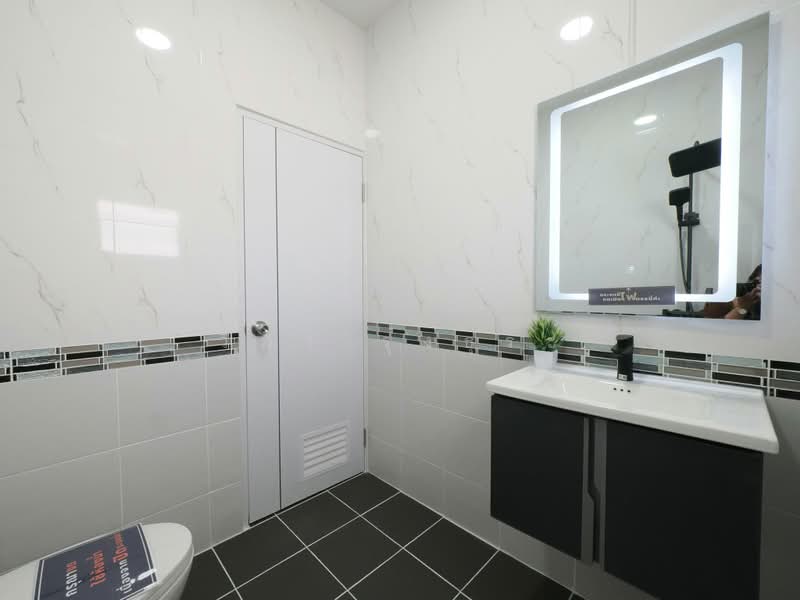 ม.ฉตรหลวง 11, Pathum Thani, ซอยวัดไก่เตี้ย-สามโคก, Sam Khok, Pathum Thani, 3 Bedrooms, 350 sqm, Single Detached House For Sale, by wipa รุ่งธุระ, 500461428 - DDproperty.com