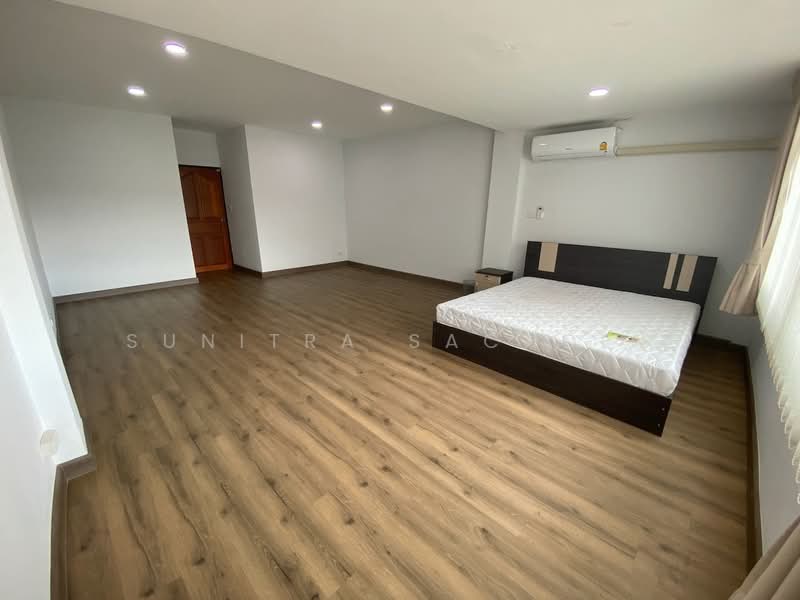 ทาวนโฮม 3 ชน พฒนาการ 31/1, Bangkok, Suan Luang, Bangkok, 4 Bedrooms, 270 sqm, Townhouse For Rent, by Sunitra Sachdev, 500461440 - DDproperty.com