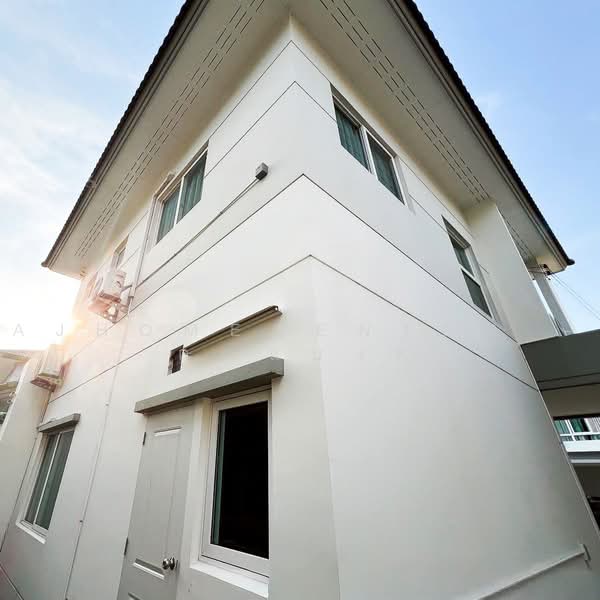 Centro Prachauthit 90 : เซนโทร ประชาอุทิศ 90, สมุทรปราการ, ซอย ประชาสามัคคี, บ้านคลองสวน, พระสมุทรเจดีย์, สมุทรปราการ, 175 ตร.ม., บ้านเดี่ยว ขาย, โดย AJHOMECENTER - คุณแบงค์, 500461444 - DDproperty.com