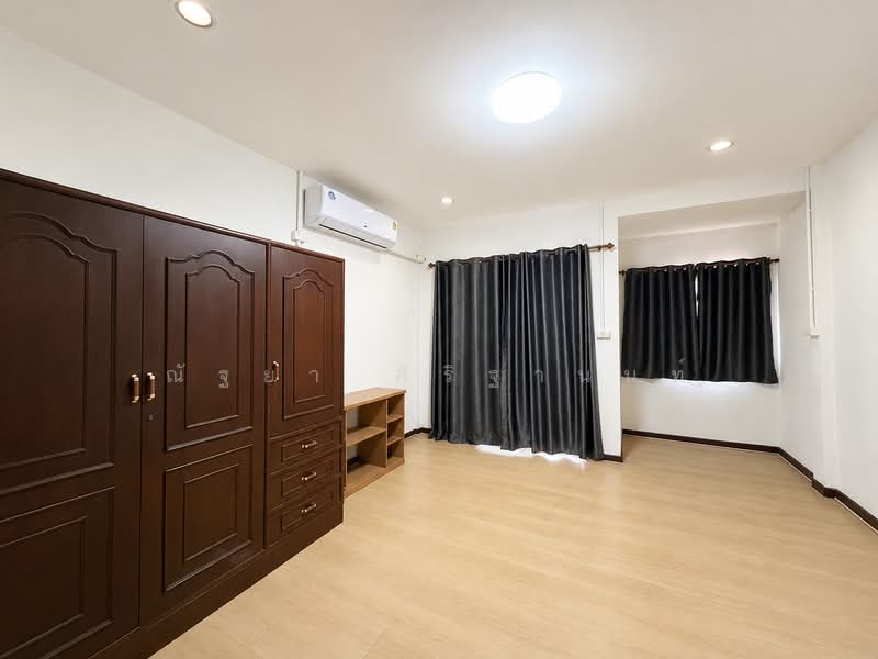 Rattanawalai Village (หมบานรตนาวลย), Bangkok, Si Khan, Don Mueang, Bangkok, 2 Bedrooms, 90 sqm, Townhouse For Sale, by ณัฐยา ศิริฐานนท์, 500461453 - DDproperty.com