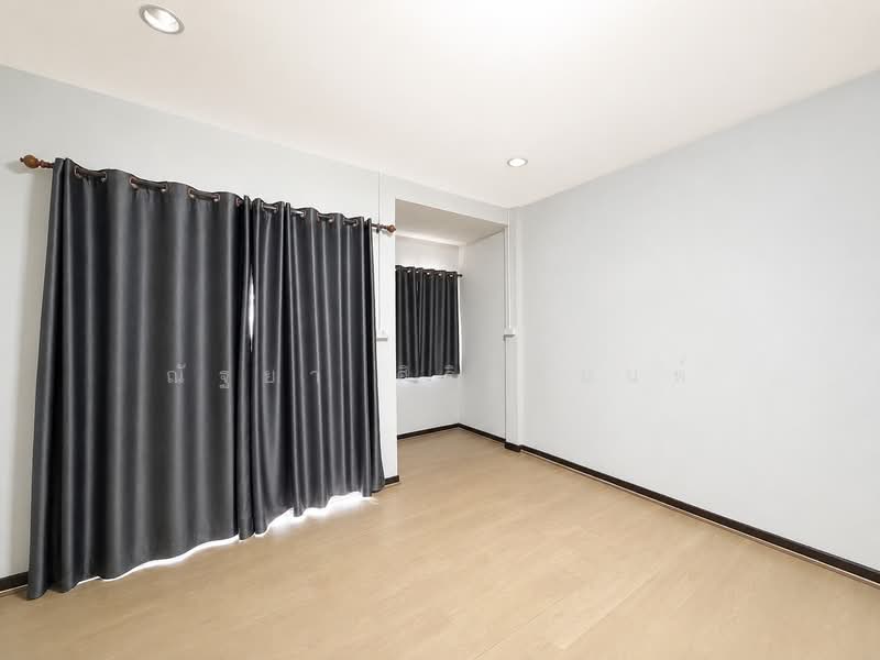 Rattanawalai Village (หมบานรตนาวลย), Bangkok, Si Khan, Don Mueang, Bangkok, 2 Bedrooms, 90 sqm, Townhouse For Sale, by ณัฐยา ศิริฐานนท์, 500461453 - DDproperty.com
